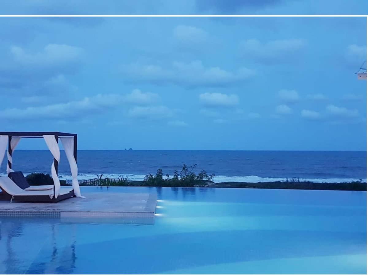 Ape Estilo Resort C/ Pe Na Areia E Vista Mar, Proximo Ao Beto Carrero Piçarras Exterior foto