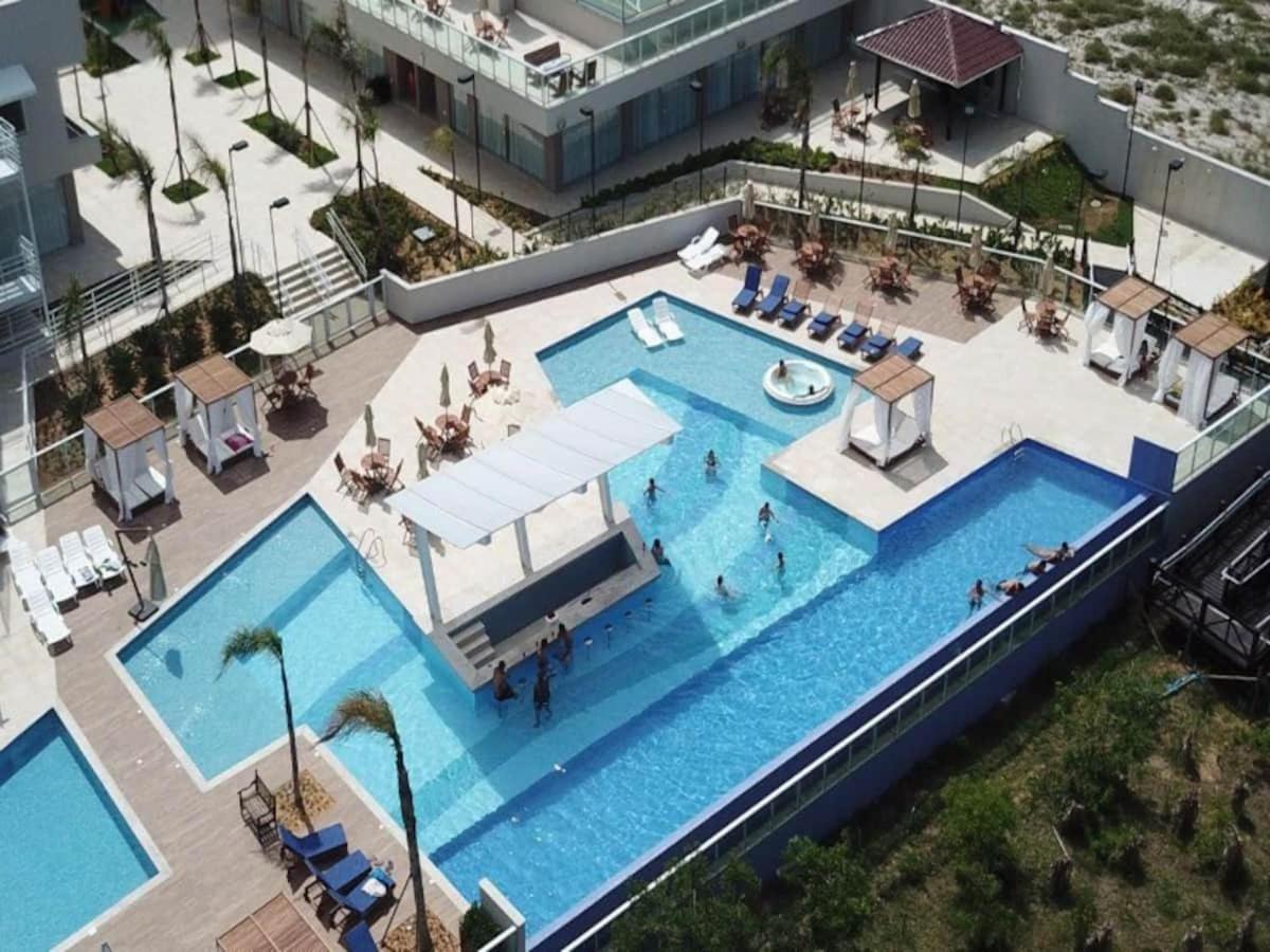 Ape Estilo Resort C/ Pe Na Areia E Vista Mar, Proximo Ao Beto Carrero Piçarras Exterior foto