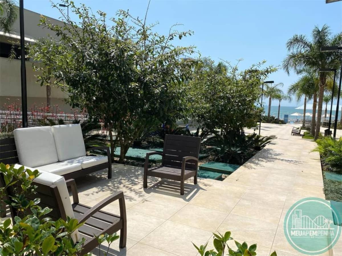 Ape Estilo Resort C/ Pe Na Areia E Vista Mar, Proximo Ao Beto Carrero Piçarras Exterior foto